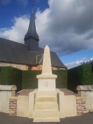 Le Monument aux Morts - Estouteville-Écalles